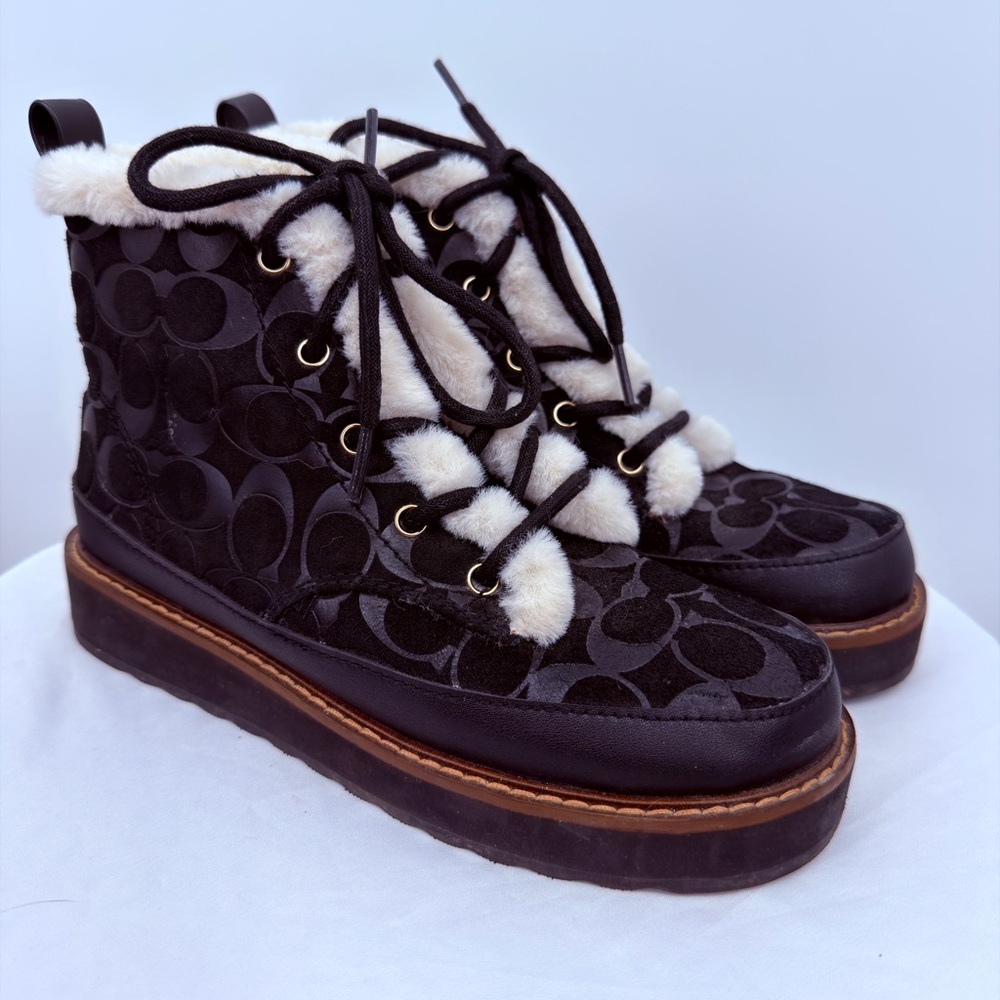 Coach CE325 Signature Shearling Lined Lace Up Boots Size 6.5B Black - Picture 4 of 9